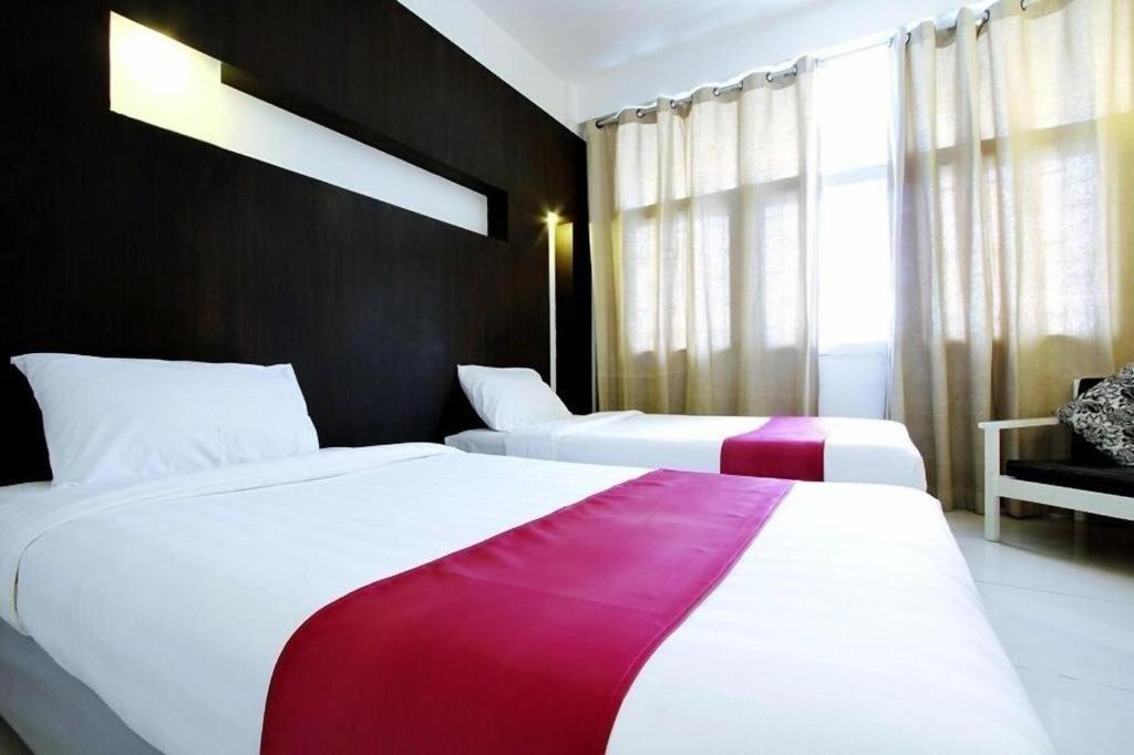 אובון רטצ'תאני The Ratchathani Hotel מראה חיצוני תמונה